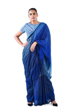 Load image into Gallery viewer, Urban Drape Dark Wash Handwoven Saree