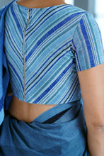 Load image into Gallery viewer, Urban Drape Dark Wash Handwoven Saree