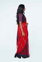Load image into Gallery viewer, Urban Drape Velvet Dusk Handwoven Saree