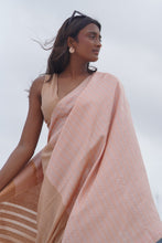 Load image into Gallery viewer, Urban Drape Avni Bloom Handwoven Saree
