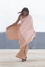 Load image into Gallery viewer, Urban Drape Avni Bloom Handwoven Saree

