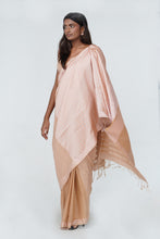 Load image into Gallery viewer, Urban Drape Avni Bloom Handwoven Saree

