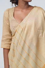 Load image into Gallery viewer, Urban Drape Amaya Light Handwoven Saree
