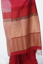 Load image into Gallery viewer, Urban Drape Anvitha Ruby Handwoven Saree
