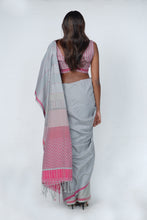 Load image into Gallery viewer, Urban Drape Meera Dusk Handwoven Saree
