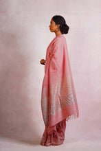 Load image into Gallery viewer, Pink Lily Handloom Saree
