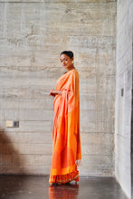 Load image into Gallery viewer, Urban Drape Afterglow Handwoven Saree
