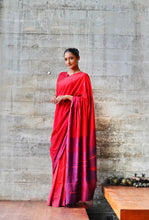 Load image into Gallery viewer, Urban Drape Twilight Handwoven Saree
