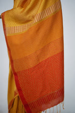 Load image into Gallery viewer, Urban Drape Sithar Grace Handwoven Saree
