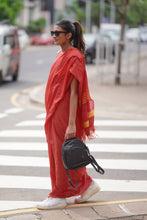 Load image into Gallery viewer, Urban Drape Scarlet Time Handwoven Saree
