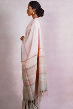 Load image into Gallery viewer, Bloom Light Handloom saree
