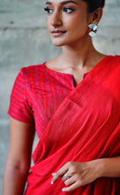 Load image into Gallery viewer, Urban Drape Twilight Handwoven Saree
