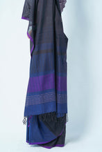 Load image into Gallery viewer, Urban Drape Sable Ray Handwoven Saree
