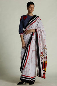 Urban Drape Queen Of Heart Saree