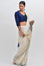 Load image into Gallery viewer, Urban Drape Destiny Saree
