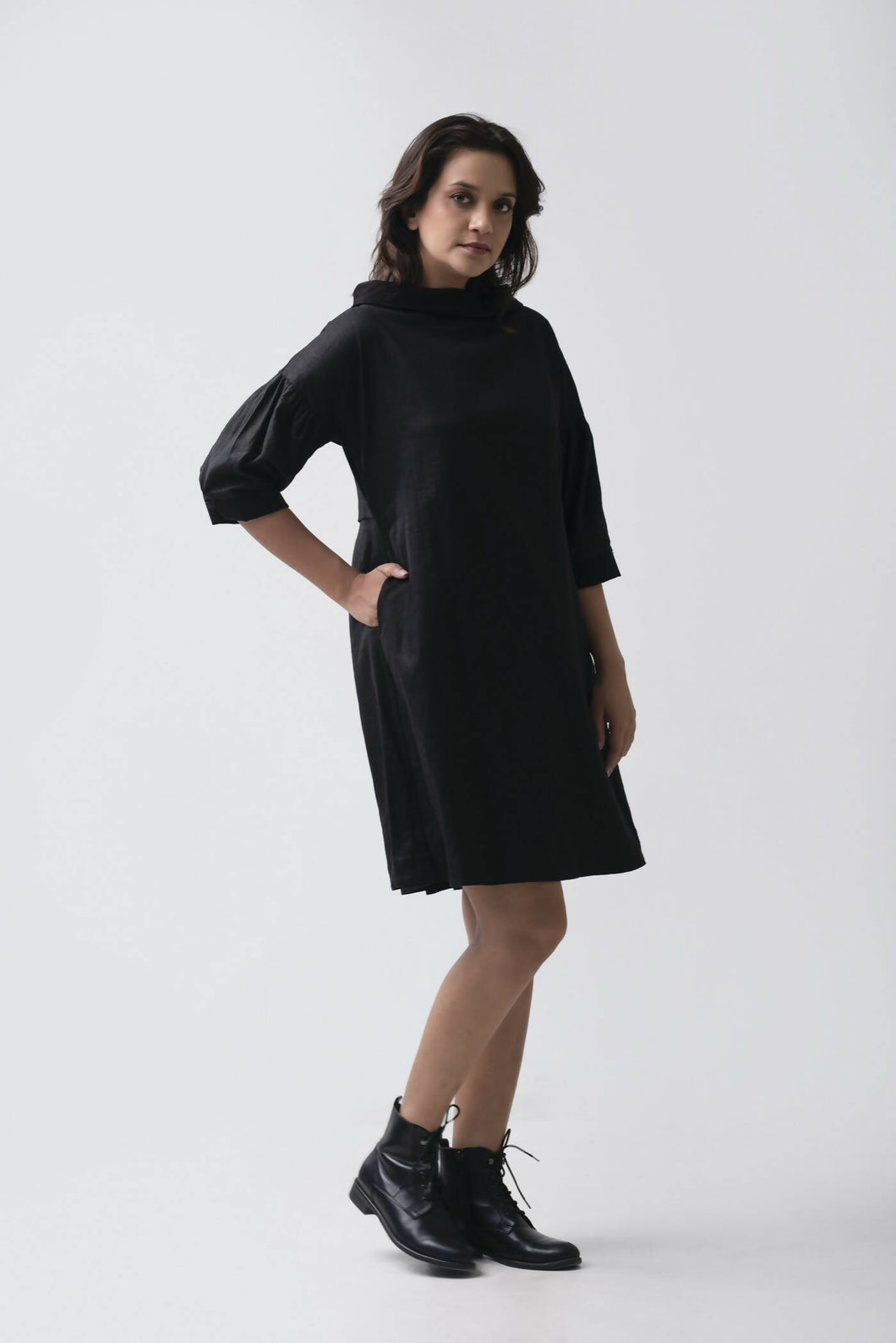 Ridhi Mini Dress - Black