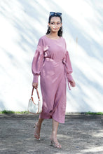 Load image into Gallery viewer, UDDAMI Midi Dress : Pink
