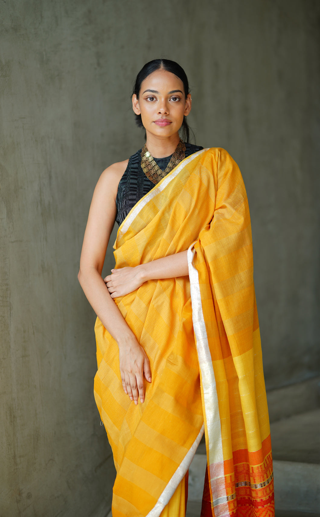 Urban Drape Poreallas Nights Handwoven Saree