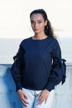 Load image into Gallery viewer, UDDAMI Puff Sleeve Top : Black
